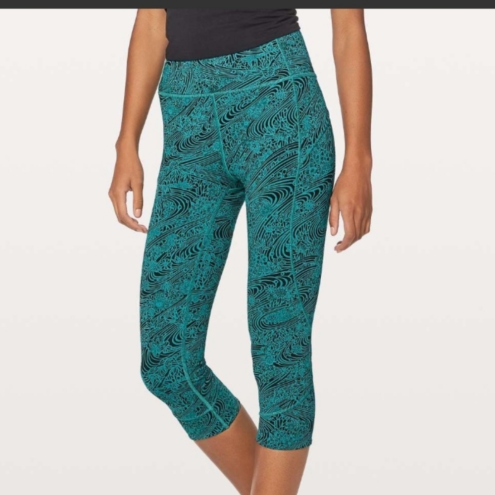 Lululemon In Movement Crop Leggings Womens 6 Everlux 19 Kitakami Green Black - Picture 2 of 13